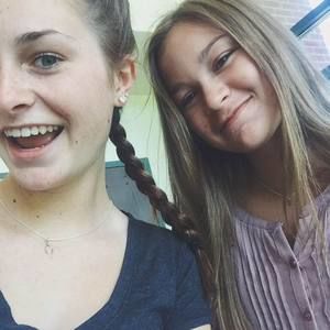 Meet your Posher, Cara